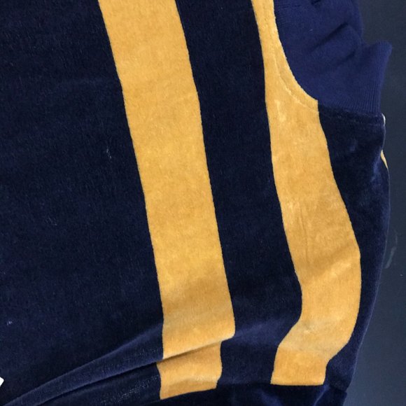 VINTAGE EARLY 90'S FOR LOEHMANNS VELOUR SWEATSUIT - Picture 4 of 9